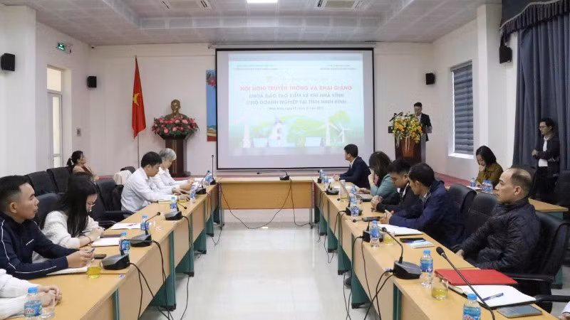 Hội nghị truyền thông và khai giảng khóa đào tạo kiểm kê khí nhà kính dành cho các doanh nghiệp thuộc Chương trình “Vì môi trường xanh quốc gia giai đoạn 2025–2026”.