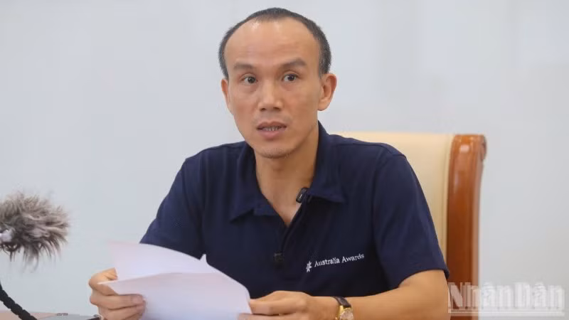 Ông Hoàng Phúc Lâm, Phó Giám đốc Trung tâm Dự báo khí tượng thủy văn quốc gia chia sẻ về diễn tiến bão số 10 chiều 28/9.