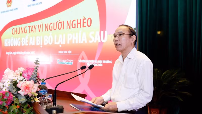 Thứ trưởng Nông nghiệp và Môi trường Phùng Đức Tiến phát biểu tại sự kiện.