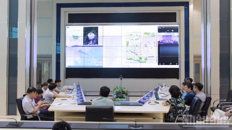 Cục Khí tượng thủy văn (Bộ Tài nguyên và Môi trường) tổ chức cuộc họp trực tuyến về công tác dự báo, cảnh báo và ứng phó với cơn bão Matmo.