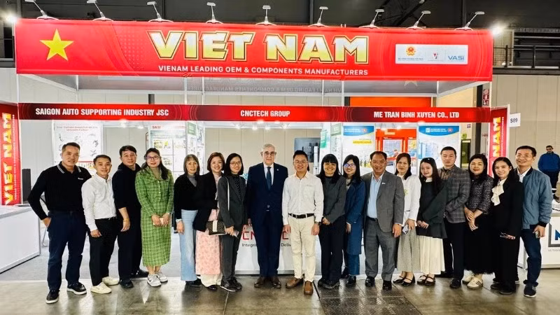 Hiệp hội Công nghiệp hỗ trợ Việt Nam (VASI) tổ chức Khu gian hàng Việt Nam tại Triển lãm Eicma lần thứ 82. (Nguồn: VASI)