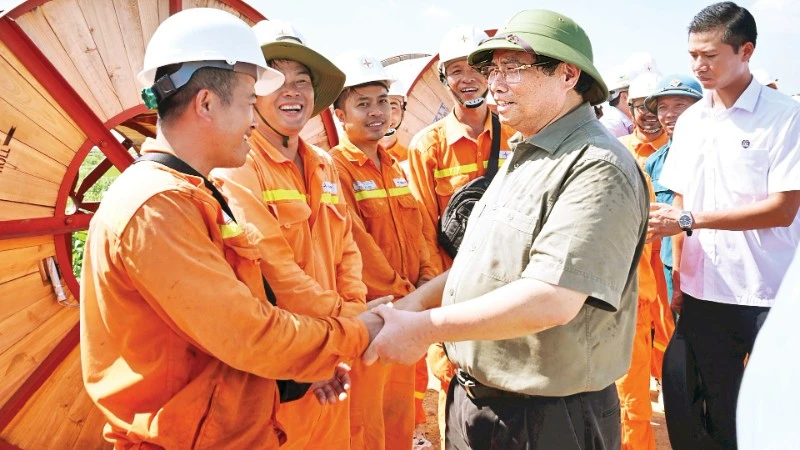 Trí tuệ, bản lĩnh, vượt sóng vươn ra biển lớn