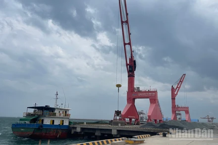 Dự án Bến cảng quốc tế Vĩnh Tân đưa vào khai thác giai đoạn 1.