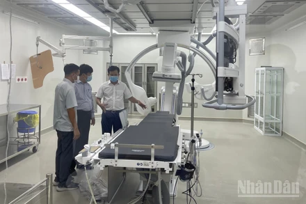 Thiết bị hiện đại của Khoa Đơn nguyên tim mạch can thiệp.
