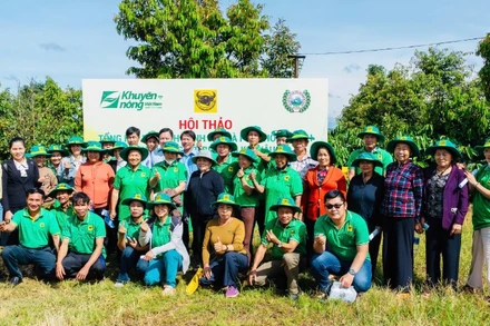 Nông dân Tây Nguyên tham dự Hội thảo tổng kết mô hình “Canh tác cà phê thông minh thích ứng với biến đổi khí hậu” giai đoạn 2023–2025 do Công ty cổ phần Phân bón Bình Điền, Trung tâm Khuyến nông Quốc gia và Viện Wasi tổ chức.