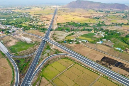 Cao tốc Vĩnh Hảo-Phan Thiết.