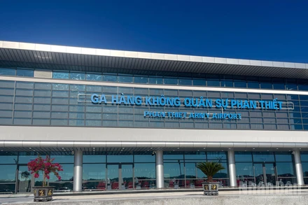 Khánh thành Sân bay quân sự Phan Thiết.