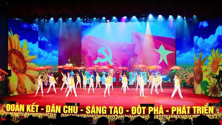 Đại hội có khẩu hiệu hành động: “Đoàn kết-Dân chủ-Sáng tạo-Đột phá-Phát triển”. tdyn-6.jpg