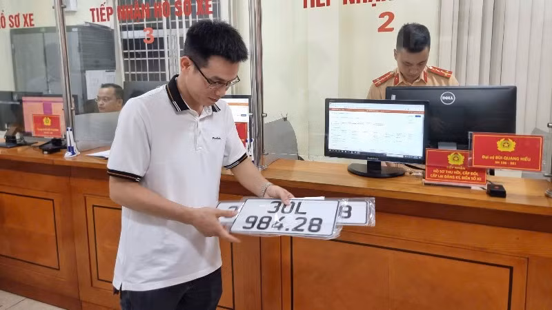 Ký hiệu biển số xe địa phương sau khi hợp nhất bao gồm ký hiệu biển số của các địa phương được hợp nhất.