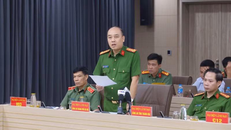 Đại tá Nguyễn Đức Long, Phó Giám đốc Công an thành phố Hà Nội thông tin một số vấn đề báo chí quan tâm.