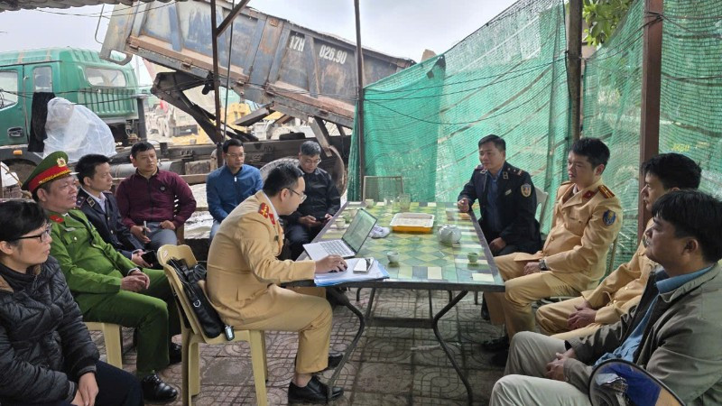 Tổ công tác liên ngành đã lập biên bản đối với các hành vi vi phạm theo chức năng, thẩm quyền.