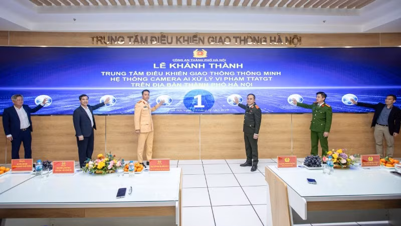 Khánh thành Trung tâm Điều khiển giao thông thông minh.
