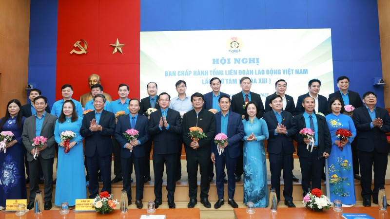 Bầu bổ sung 20 Ủy viên Ban chấp hành Tổng Liên đoàn Lao động Việt Nam khóa XIII, nhiệm kỳ 2023-2028.