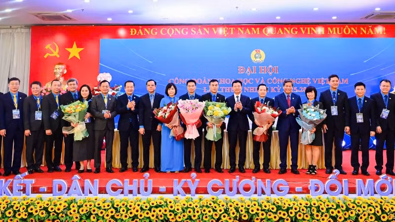 Ra mắt Ban Chấp hành Công đoàn Khoa học và Công nghệ Việt Nam lần I, nhiệm kỳ 2025-2030.