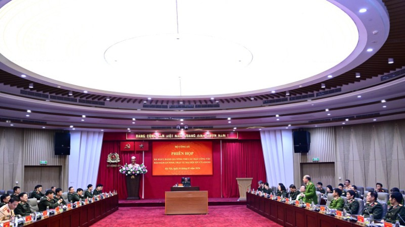 Rà soát tổng thể các mặt công tác bảo đảm an ninh, trật tự Đại hội XIV của Đảng.