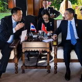 Thủ tướng Chính phủ Lê Minh Hưng đã có cuộc gặp Thủ tướng Thái Lan Anutin Charnvirakun. (Ảnh: VGP)