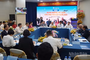 Quang cảnh buổi tọa đàm. (Ảnh: LINH BẢO)