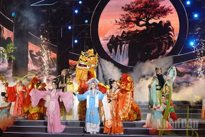 Một tiết mục trong chương trình nghệ thuật khai mạc Đêm hội Nguyên tiêu 2026. (Ảnh: Thế Anh)
