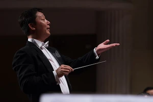 Nhạc trưởng Lê Phi Phi sẽ dàn dựng và chỉ huy đêm nhạc. (Ảnh: HBSO)