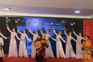 Chương trình Ngày thơ Việt Nam năm 2025 tại Thành phố Hồ Chí Minh. (Ảnh: LINH BẢO)