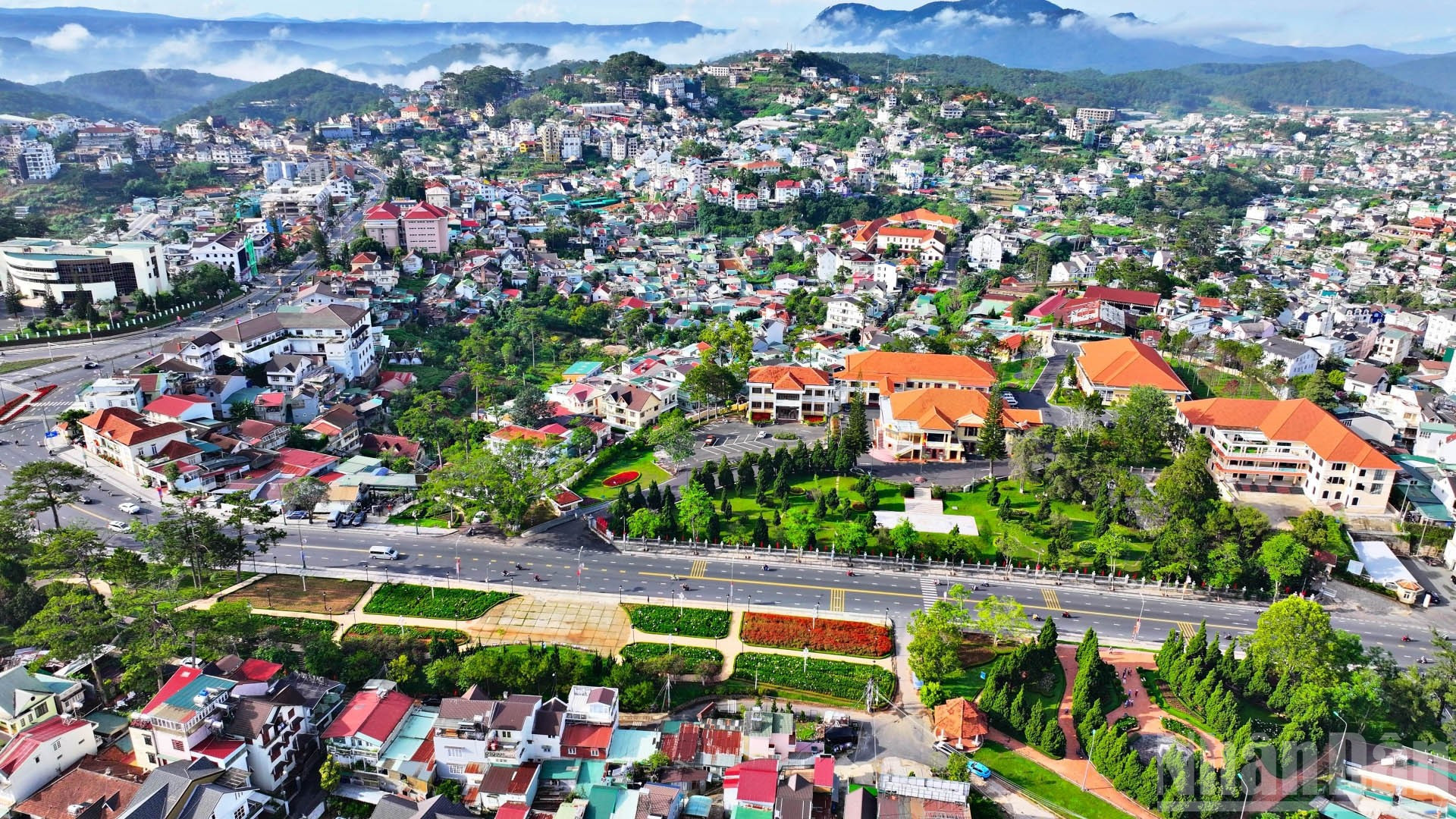 Lâm Đồng hội tụ nhiều yếu tố để phát triển bền vững trong tương lai. ndo_br_dalat-ub.jpg