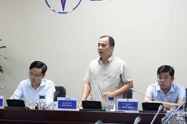 Lãnh đạo EVN, TKV, Tổng Công ty Đông Bắc chủ trì cuộc họp Ban Chỉ đạo điều hành cấp than cho sản xuất điện, phiên 2 năm 2026. (Ảnh: EVN cung cấp)