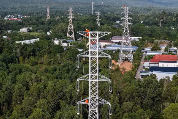 Đường dây 110kV Phú Quốc-Bắc Phú Quốc đóng điện ngày 28/8/2026. (Ảnh: EVNSPC)