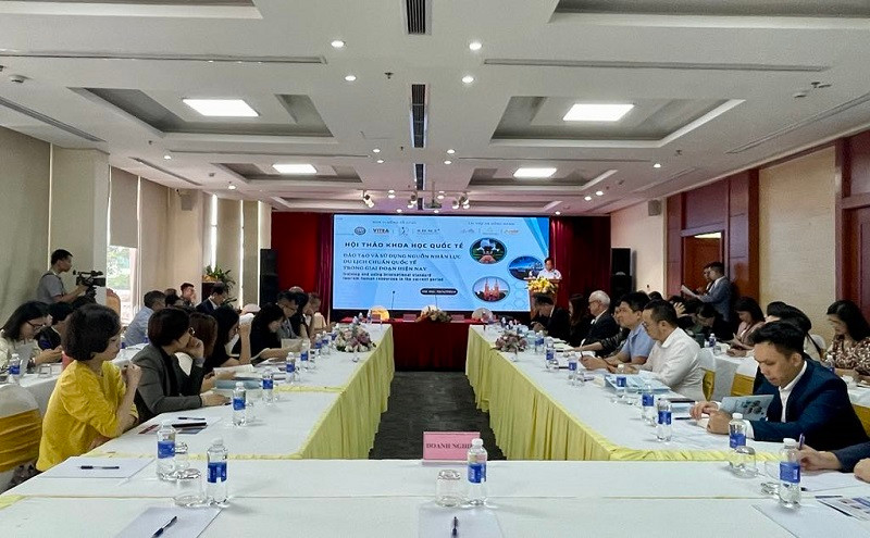Toàn cảnh hội thảo khoa học quốc tế về đào tạo và sử dụng nguồn nhân lực du lịch.