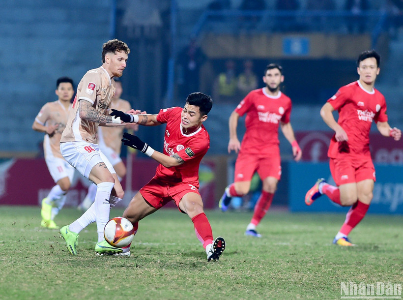 Thể Công Viettel có trận thắng đậm trên sân Hàng Đẫy. (Ảnh: TRẦN HẢI)