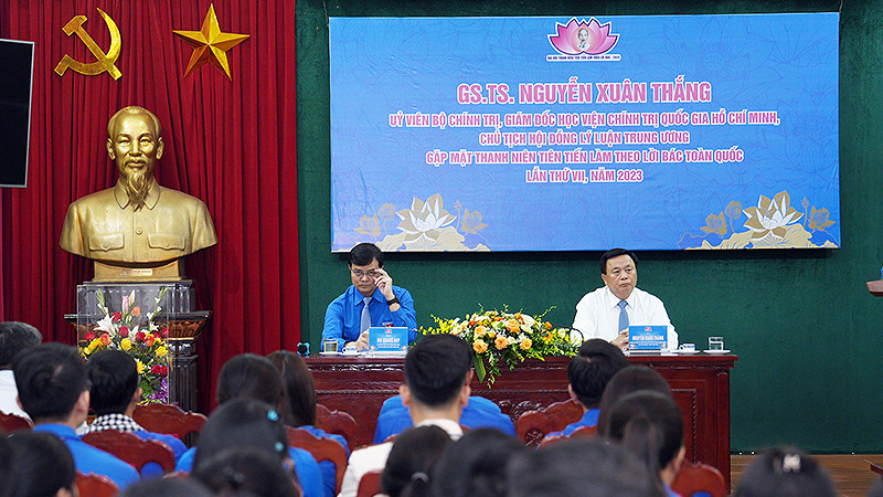 Toàn cảnh buổi gặp mặt. 