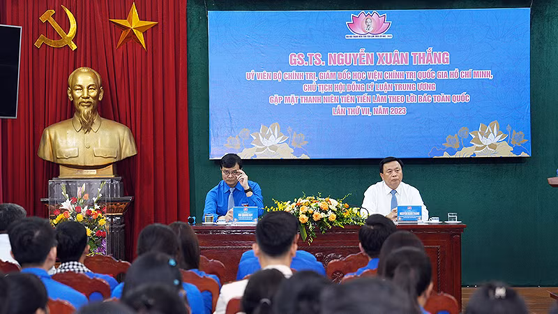 Toàn cảnh buổi gặp mặt. 