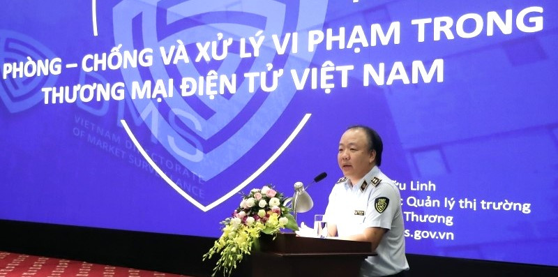 Tình hình buôn lậu, kinh doanh vận chuyển hàng hoá vi phạm vẫn đang diễn ra hết sức phức tạp.