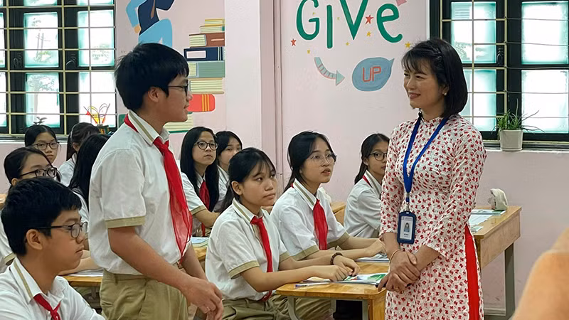 Một tiết học tại Trường THCS Thái Thịnh (Hà Nội). Ảnh: MẠNH TRƯỜNG 