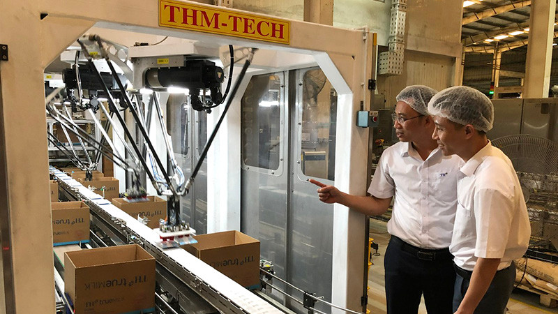 Kỹ sư Cao Minh Hòa chia sẻ quá trình chế tạo Hệ thống robot gắp bịch và đóng thùng tự động.