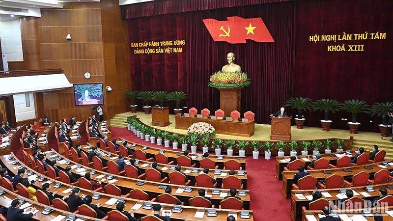 Quy hoạch Ban Chấp hành Trung ương Đảng khóa XIV nhiệm kỳ 2026-2031 là một trong những nội dung được thảo luận, cho ý kiến tại Hội nghị lần thứ tám Ban Chấp hành Trung ương Đảng khóa XIII. Ảnh | ĐĂNG KHOA