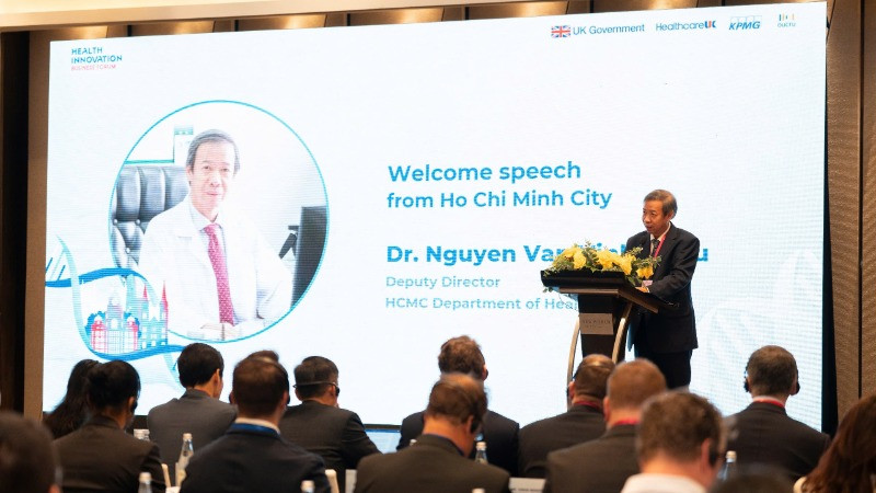 Ông Nguyễn Văn Vĩnh Châu, Phó Giám đốc Sở Y tế Thành phố Hồ Chí Minh phát biểu.