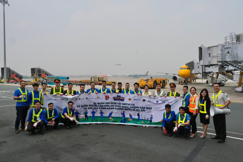 Liên cơ sở Đoàn khu vực Nội Bài hưởng ứng Tháng thanh niên năm 2023.