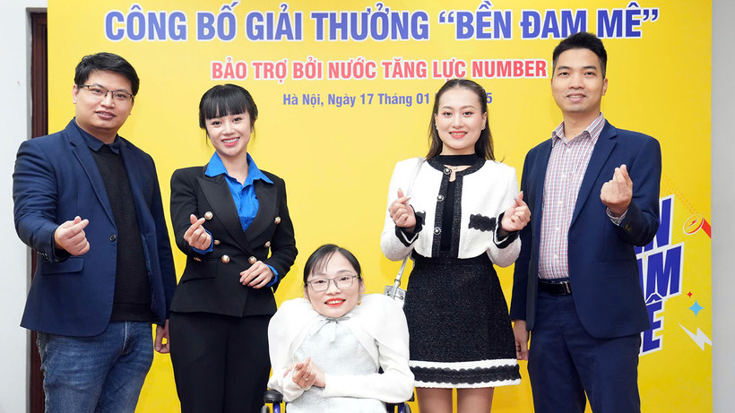 Các Gương mặt trẻ Việt Nam tiêu biểu, triển vọng những năm qua có mặt tại lễ công bố Giải thưởng "Bền đam mê".