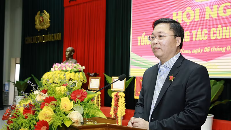 Chủ tịch Ủy ban nhân dân tỉnh Lê Trí Thanh cho biết, Quảng Nam dành gần 23 tỷ đồng hỗ trợ người nghỉ hưu trước tuổi, thôi việc.