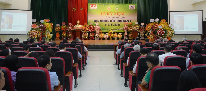 Đông đảo các nhà khoa học dự Lễ kỷ niệm 50 năm Ngày thành lập Viện Nghiên cứu Đông Nam Á.