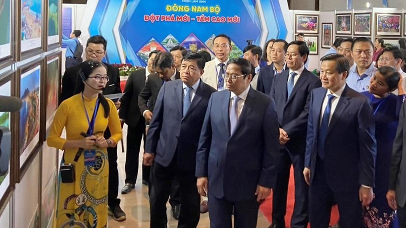 Thủ tướng dự Triển lãm ảnh Đông Nam Bộ, đột phá mới-tầm cao mới.