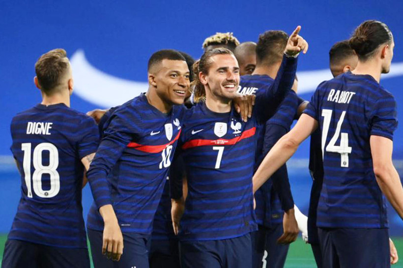 Mbappe và Griezmann có tên trong danh sách 25 cầu thủ tuyển Pháp. (Ảnh: Eurosports)