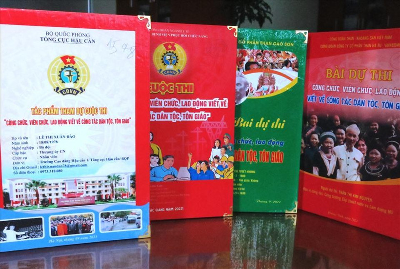 Một số bài dự thi Cuộc thi “Công chức, viên chức, lao động viết về công tác dân tộc, tôn giáo” năm 2011.