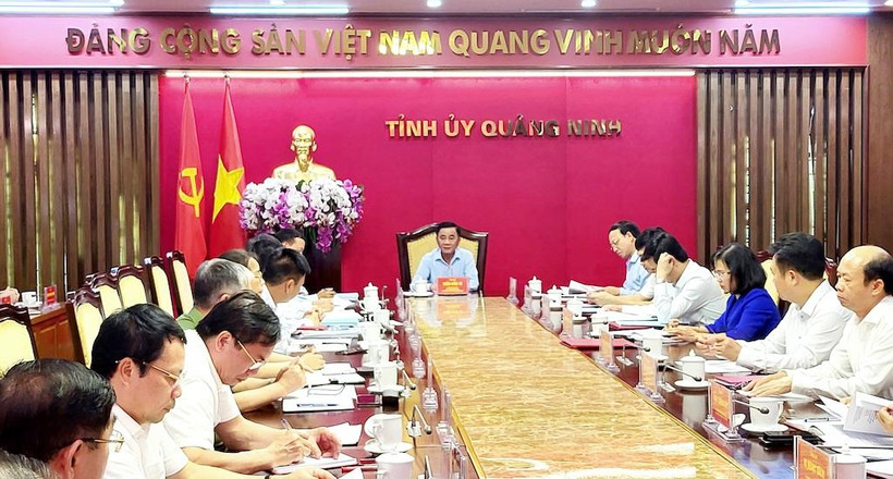 Quang cảnh buổi làm việc của Đoàn công tác số 3 với Ban Thường vụ tỉnh Quảng Ninh.