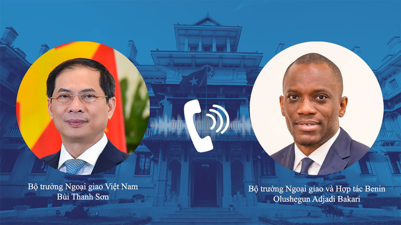 Bộ trưởng Bùi Thanh Sơn điện đàm với Bộ trưởng Ngoại giao và Hợp tác Cộng hòa Benin Olushegun Adjadi Bakari