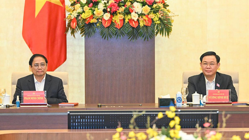 Thủ tướng Phạm Minh Chính và Chủ tịch Quốc hội Vương Đình Huệ tại buổi làm việc.