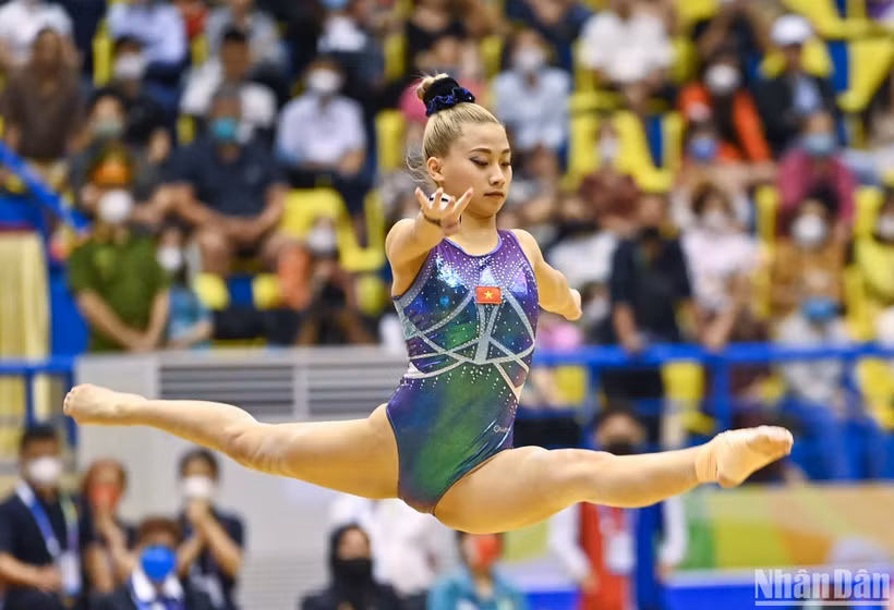 Phần biểu diễn giành Huy chương Đồng nội dung thể dục tự do của Phạm Như Phương tại SEA Games 31. (Ảnh: DUY LINH)