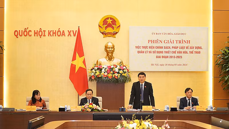 Các đồng chí chủ trì Phiên giải trình.