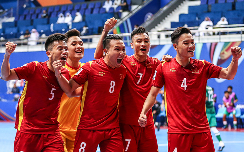Đội tuyển futsal Việt Nam với 16 cầu thủ được lựa chọn lên đường sang Nam Mỹ tập huấn. (Ảnh: VFF)