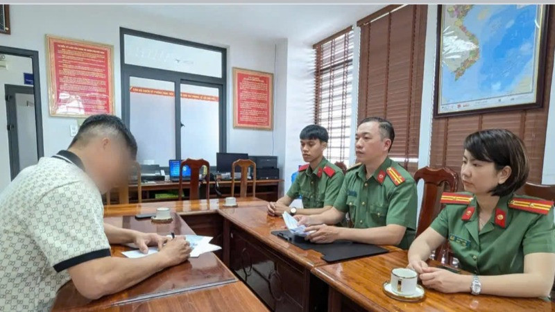 Phòng An ninh Chính trị nội bộ Công an tỉnh Quảng Nam làm việc với ông T.T.N.